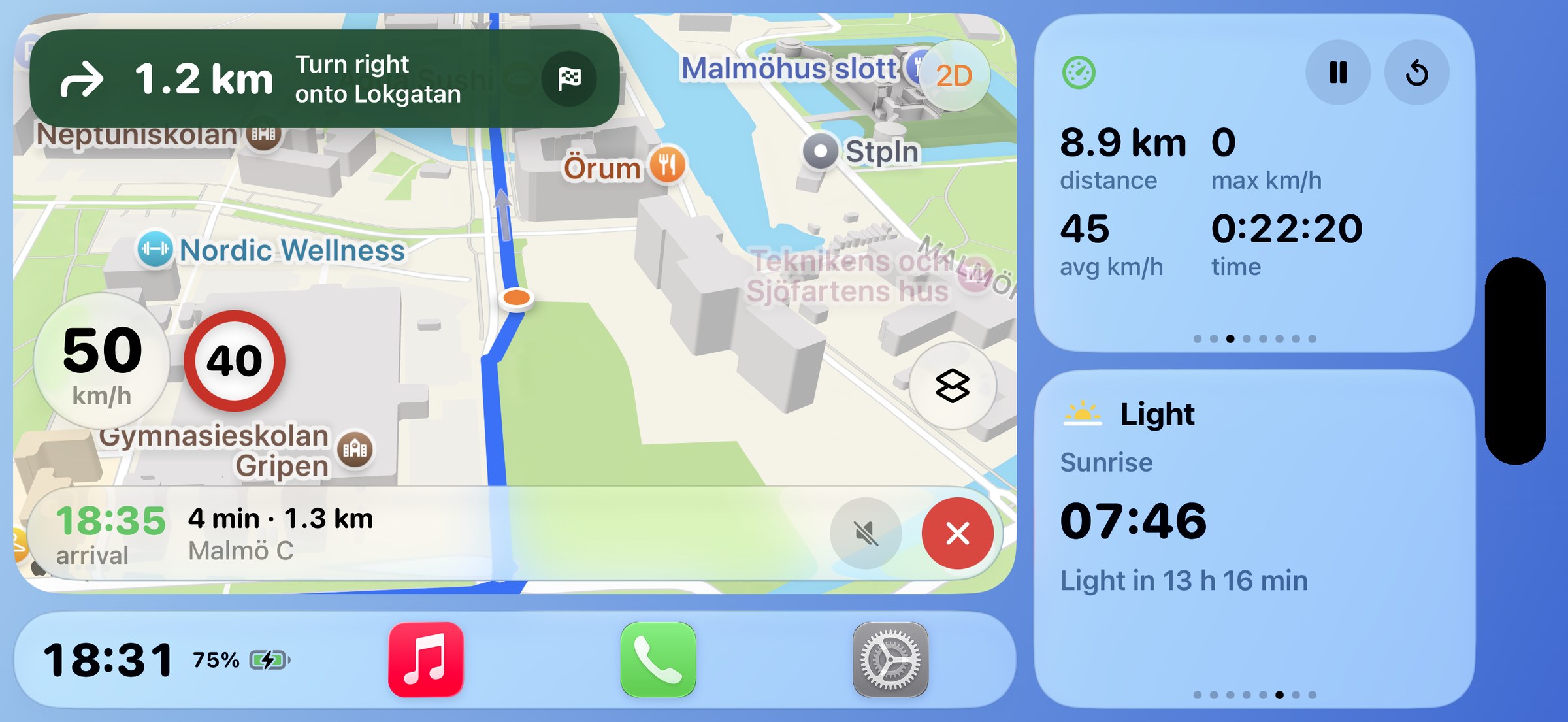 MotoScreen navigating, with music and weather